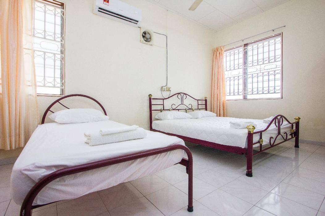 Sweet Home With 2 Auto Gates At Bm, Penang, M'Sia ブキッ・ムルタジャム エクステリア 写真